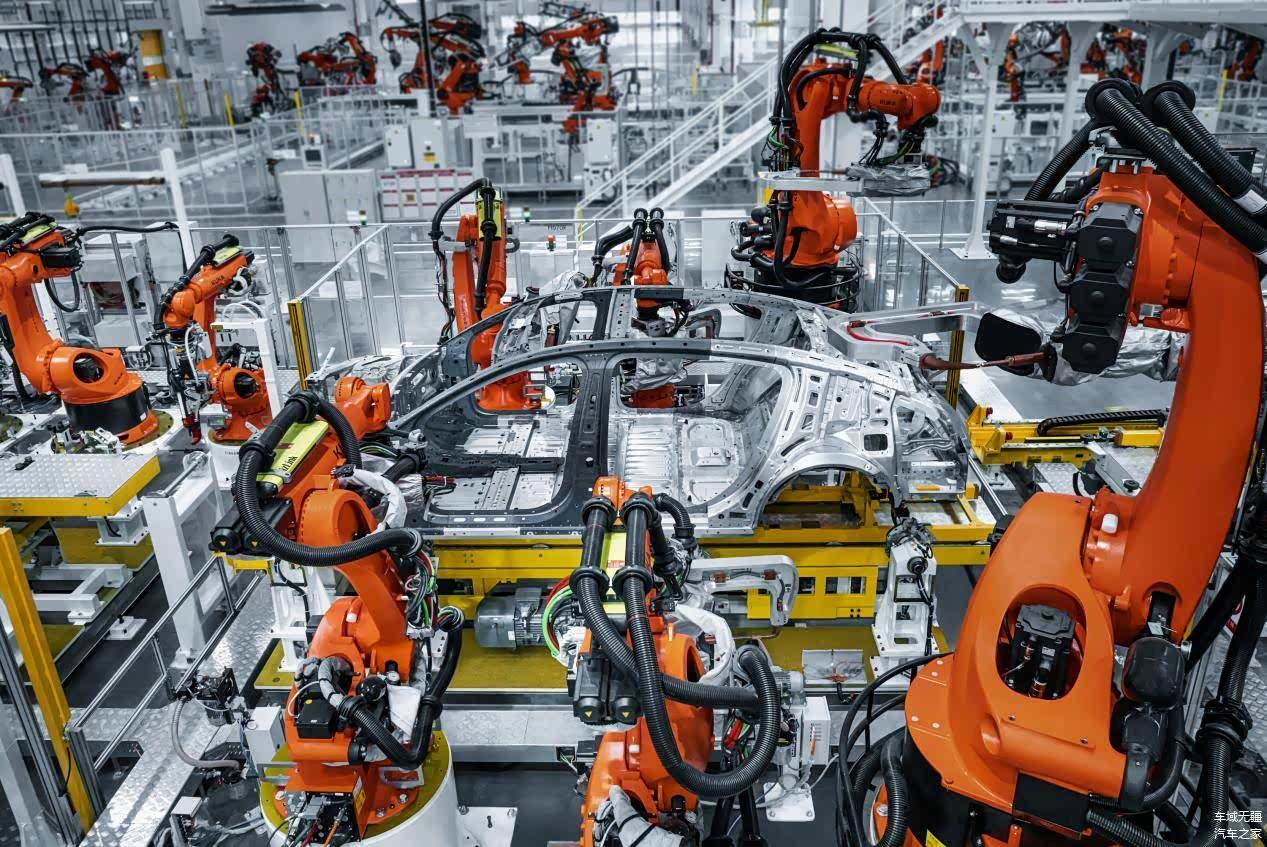 上市48小时大定破2000，尊界S800的科技底气何在？